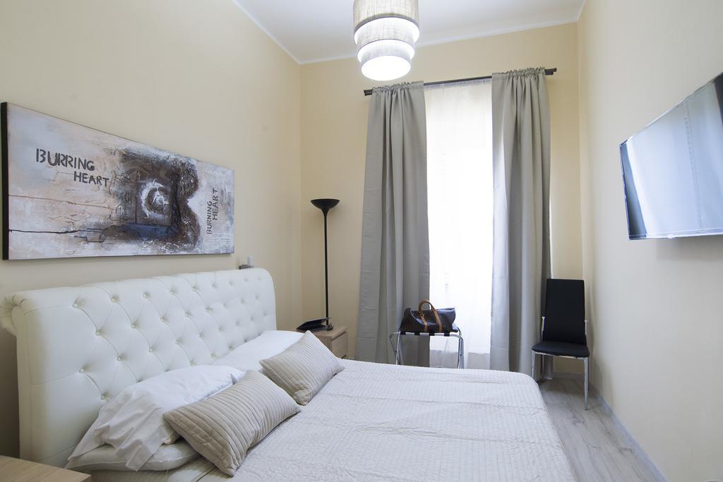 Отель Town House 57 Рим Экстерьер фото