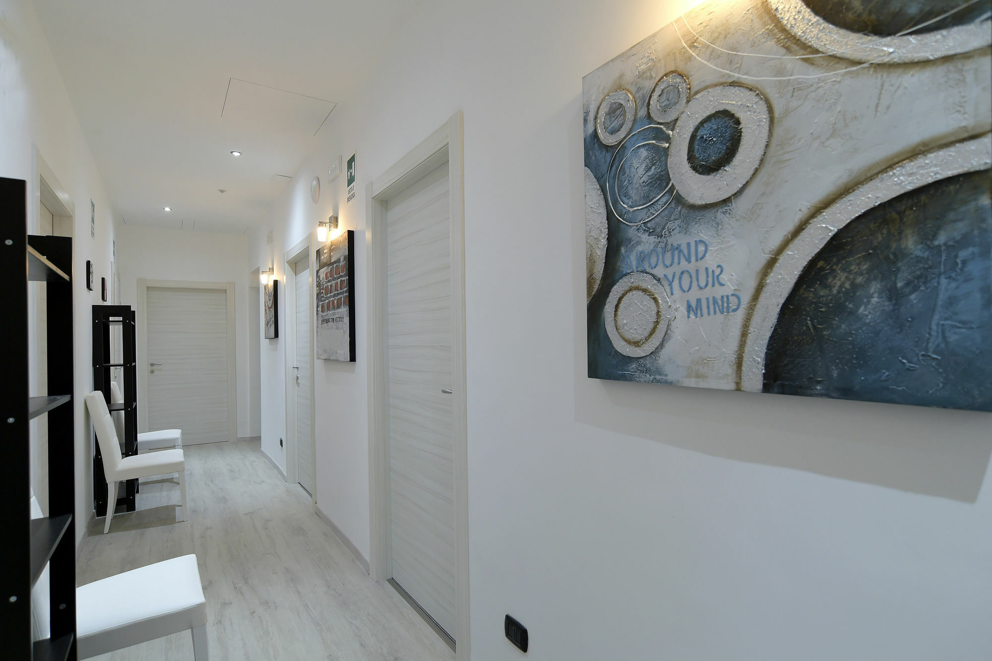 Отель Town House 57 Рим Экстерьер фото